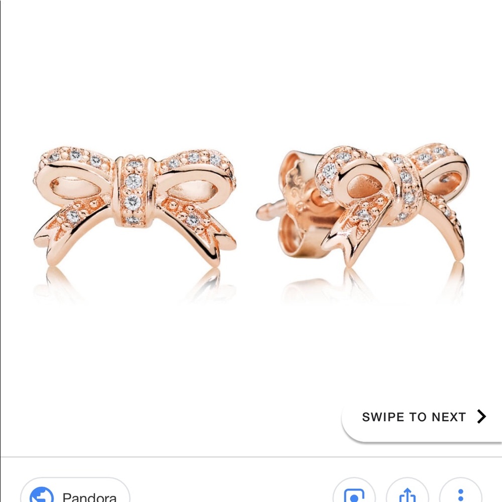Pandora Bow Earrings 🎁 Inside Box